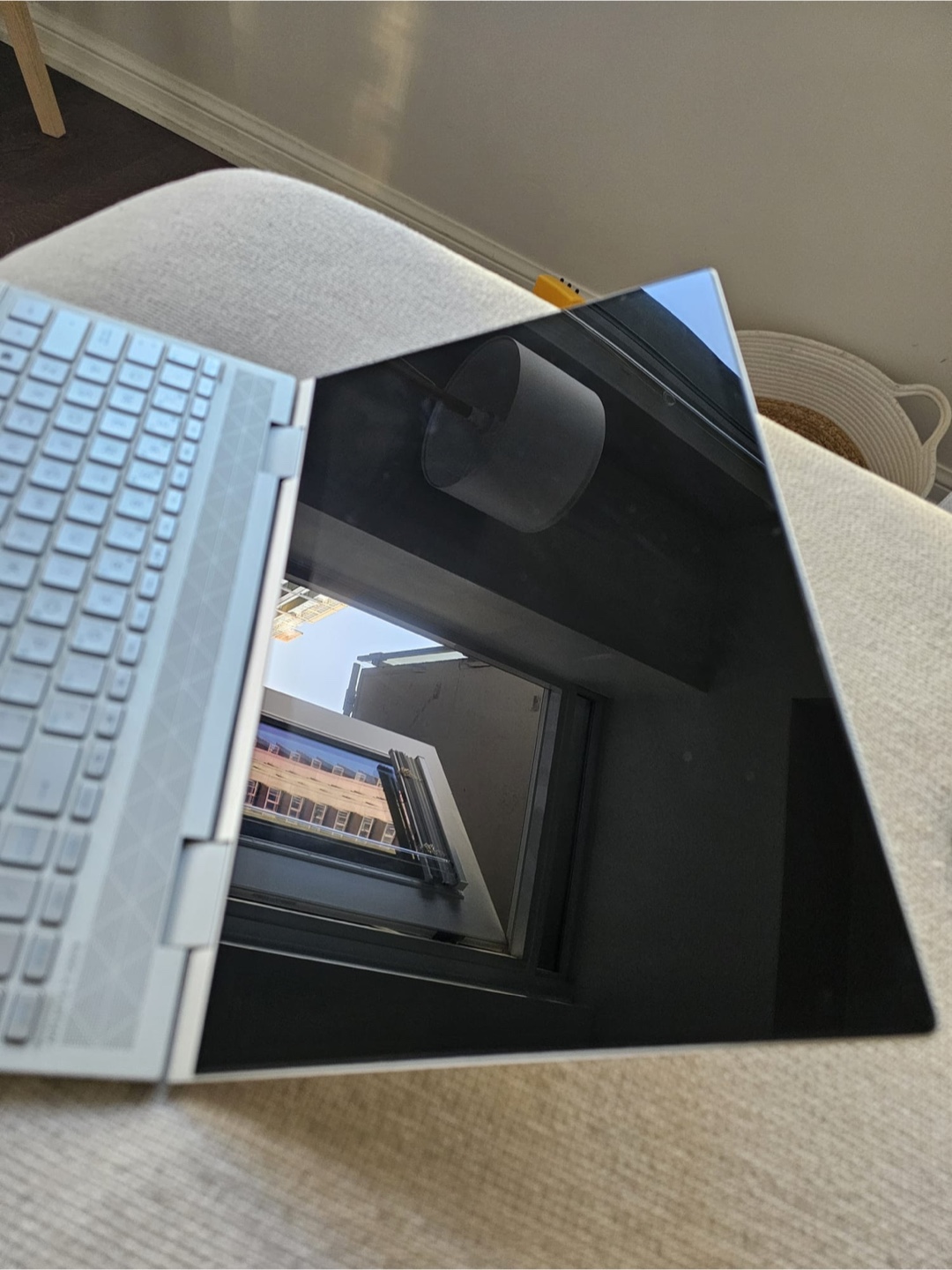 HP Envy x360 Convertible 15-ed1xxx Laptop - photo 3