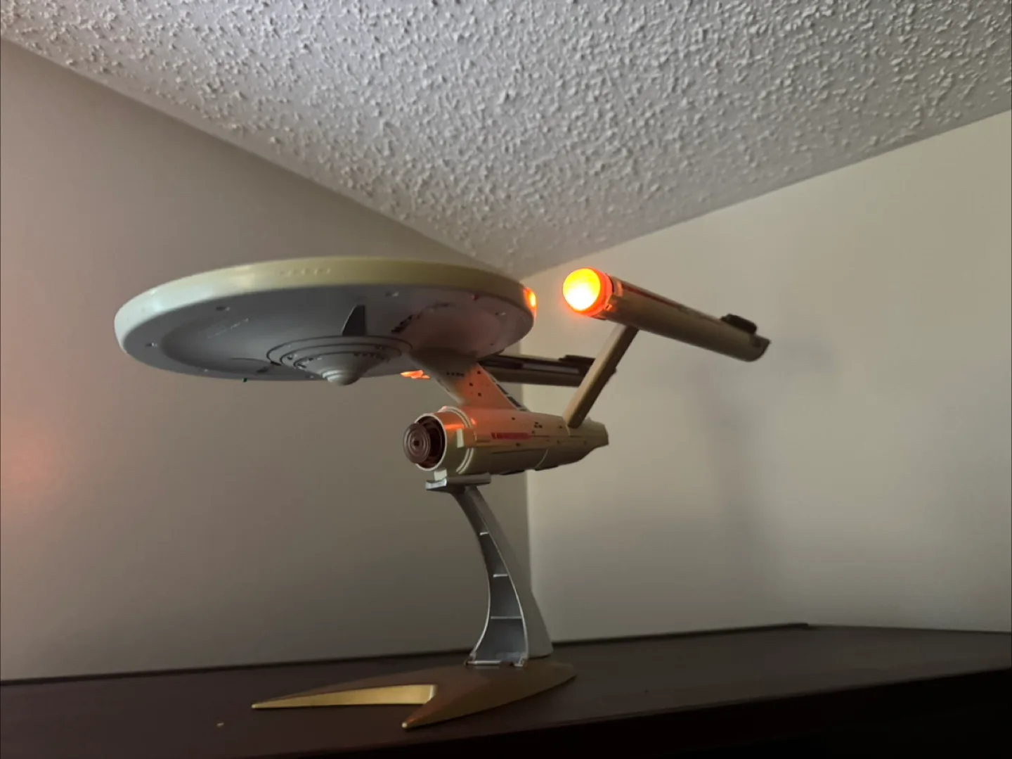 Vintage Star Trek Enterprise thumbnail
