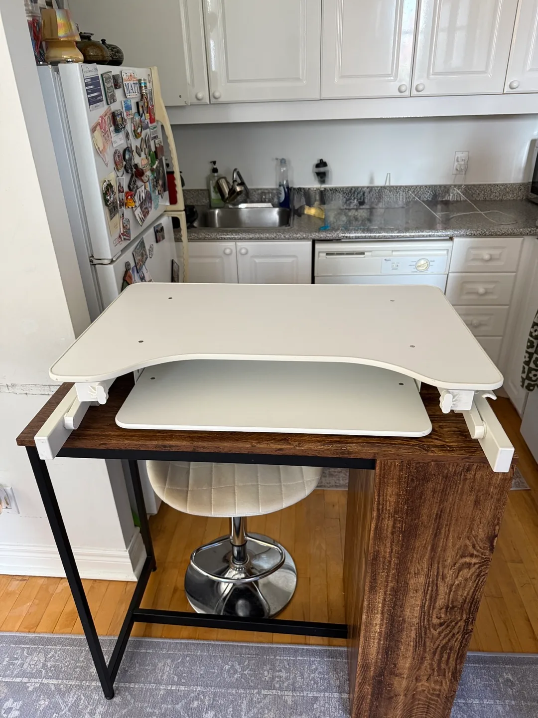 Brand new sit to stand desk adjuster $100 image indicator(3)