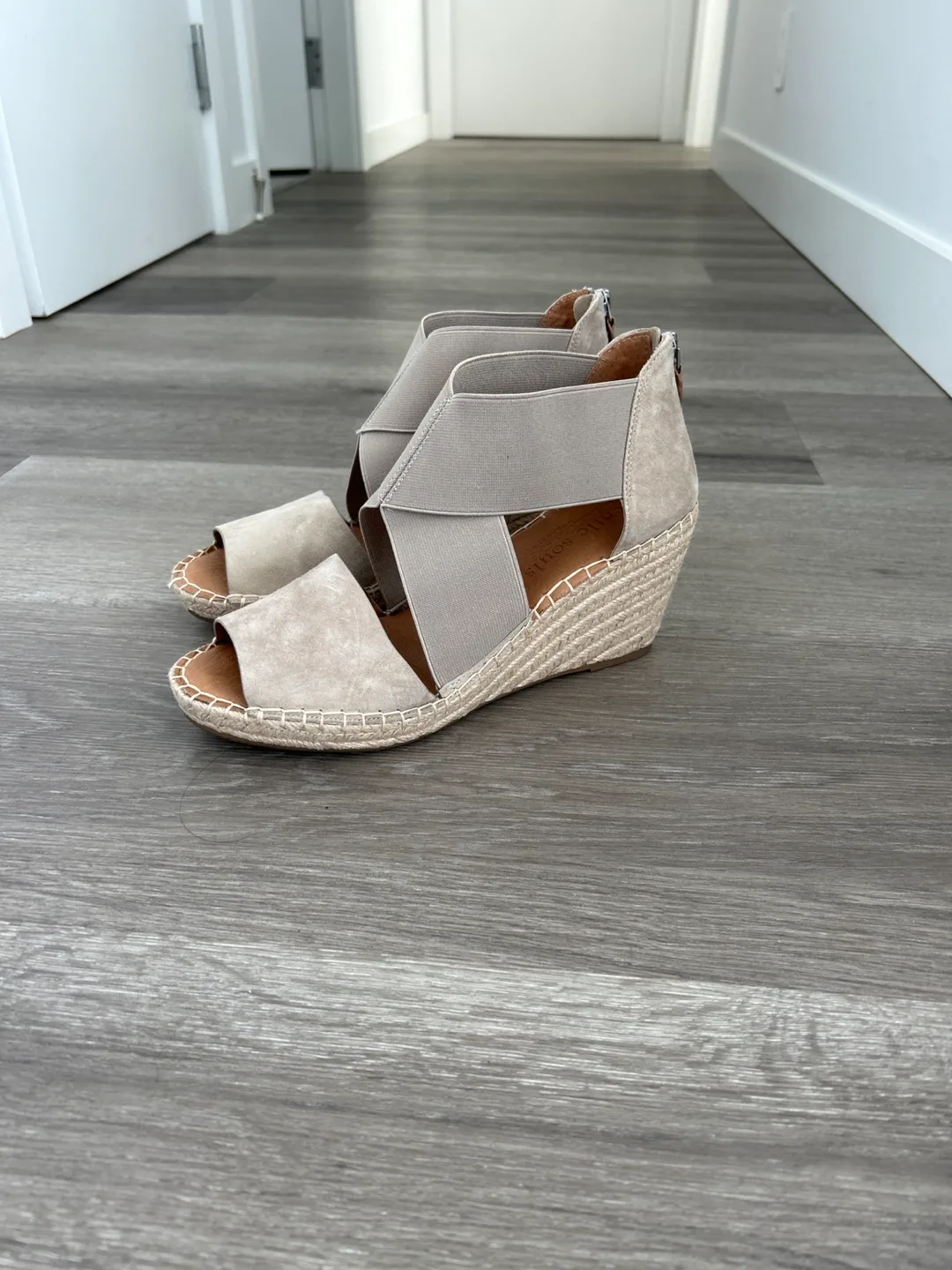 Espadrille Wedge, Size 9,5