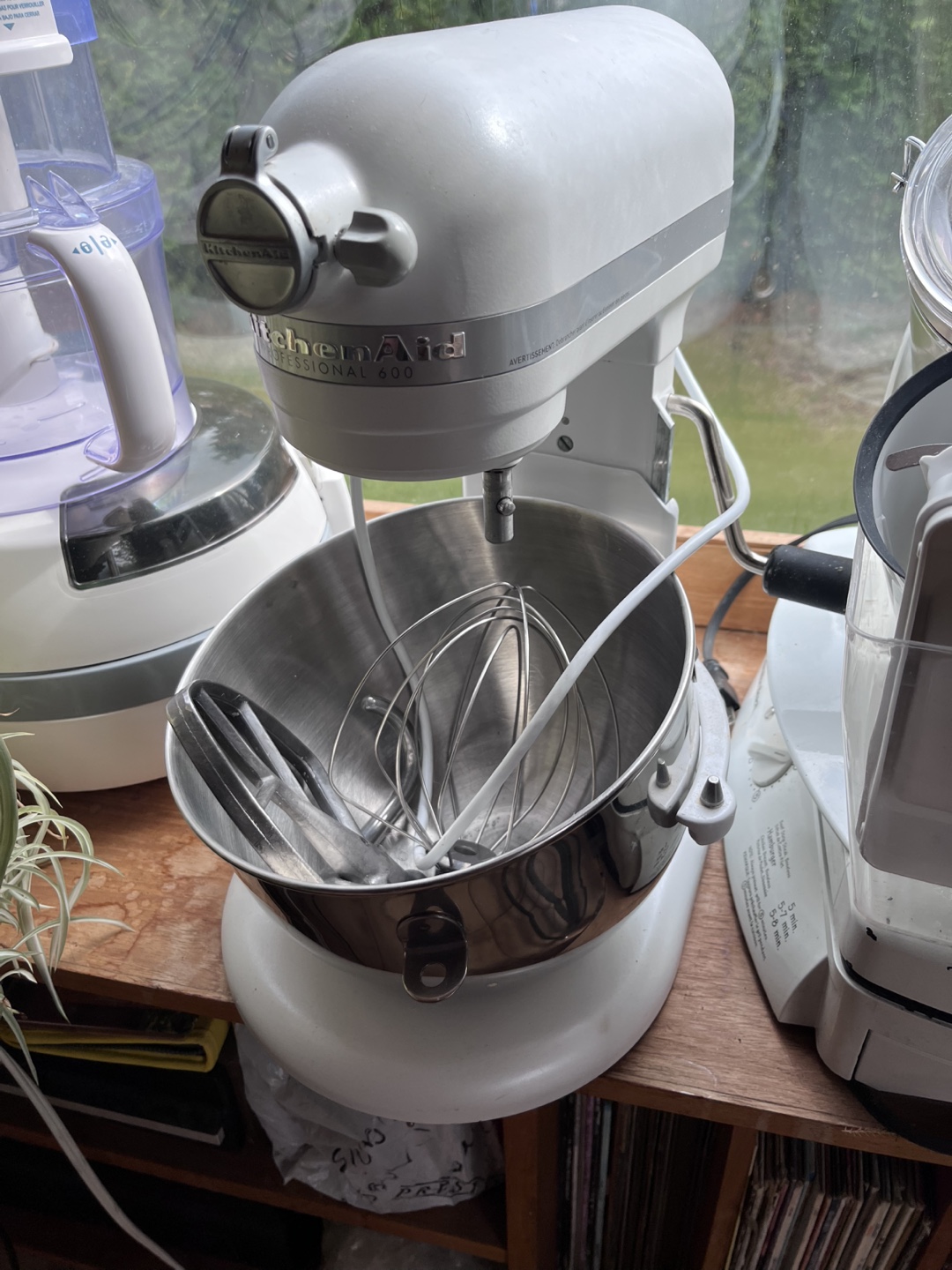 KitchenAid Professional 600 Stand Mixer - photo 3