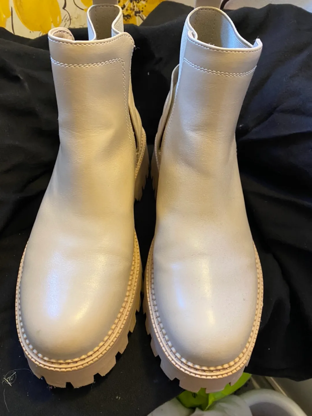 Beige Chelsea Boots - Size 39 thumbnail