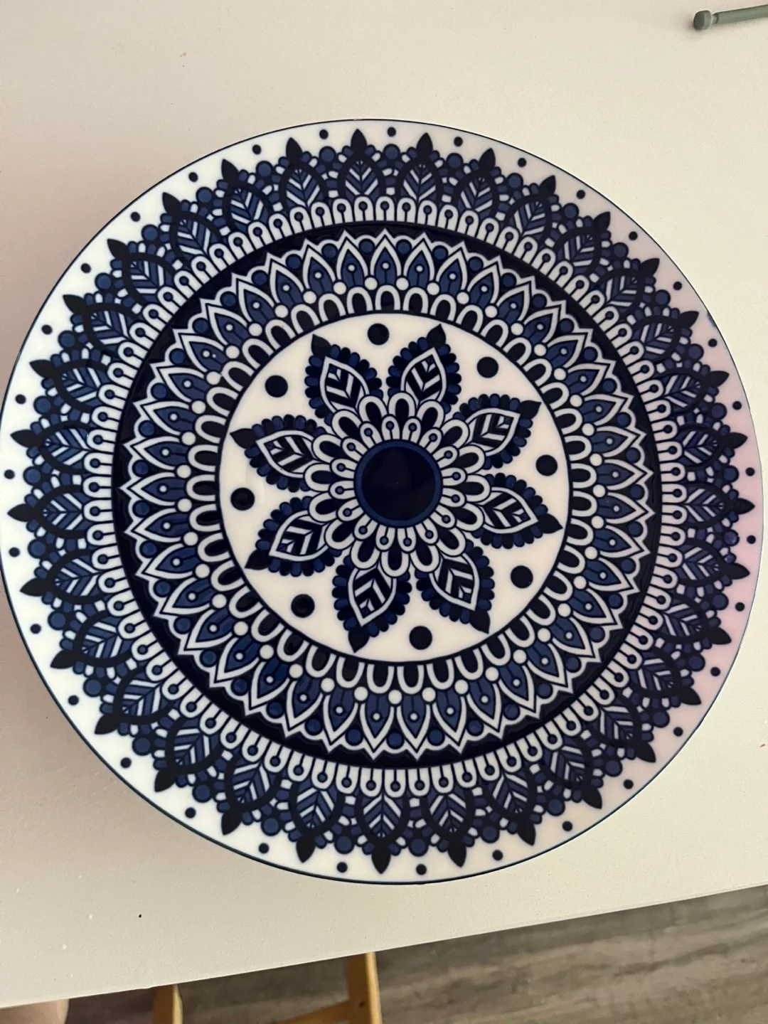 Set of 3 Large Dinner Blue & White Plates thumbnail