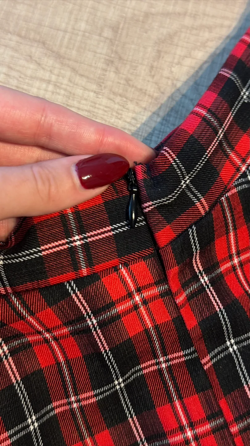 Red Plaid Circle Skirt – SHEIN image indicator(2)