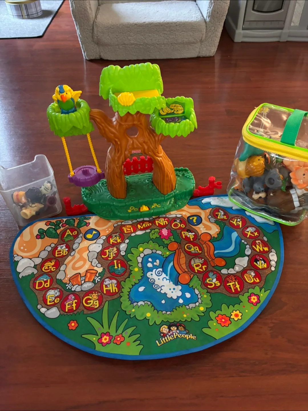 Fisher-Price Little People Play Set image indicator(4)