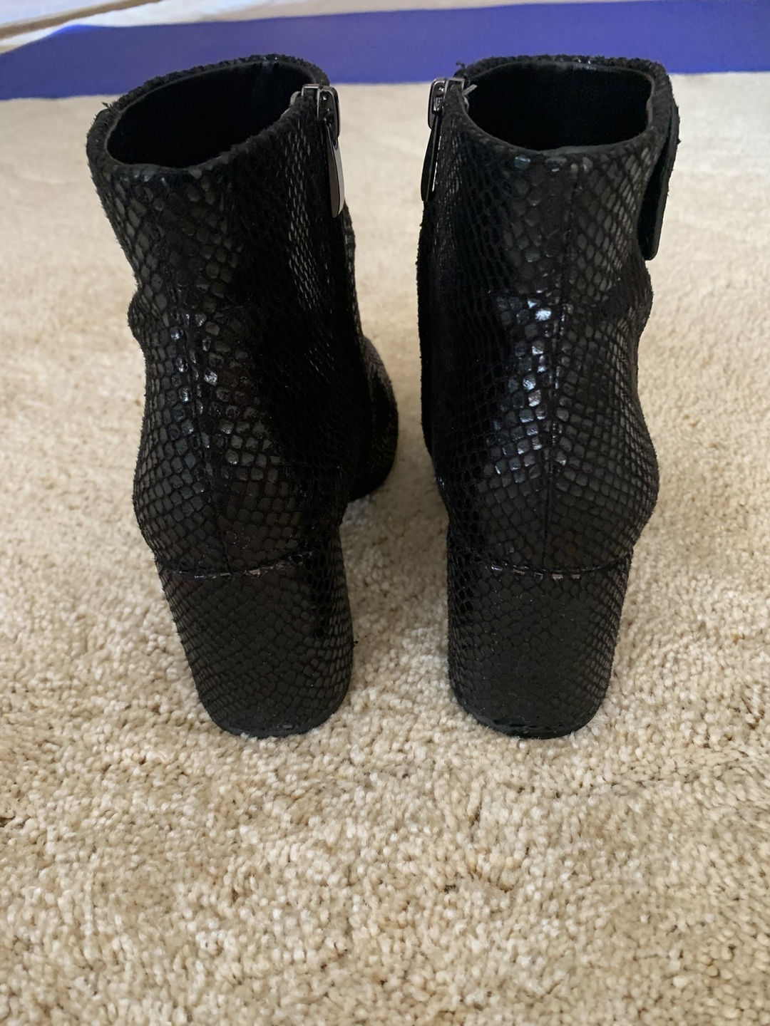 Franco Sarto snake skin Black Ankle Boots - photo 5