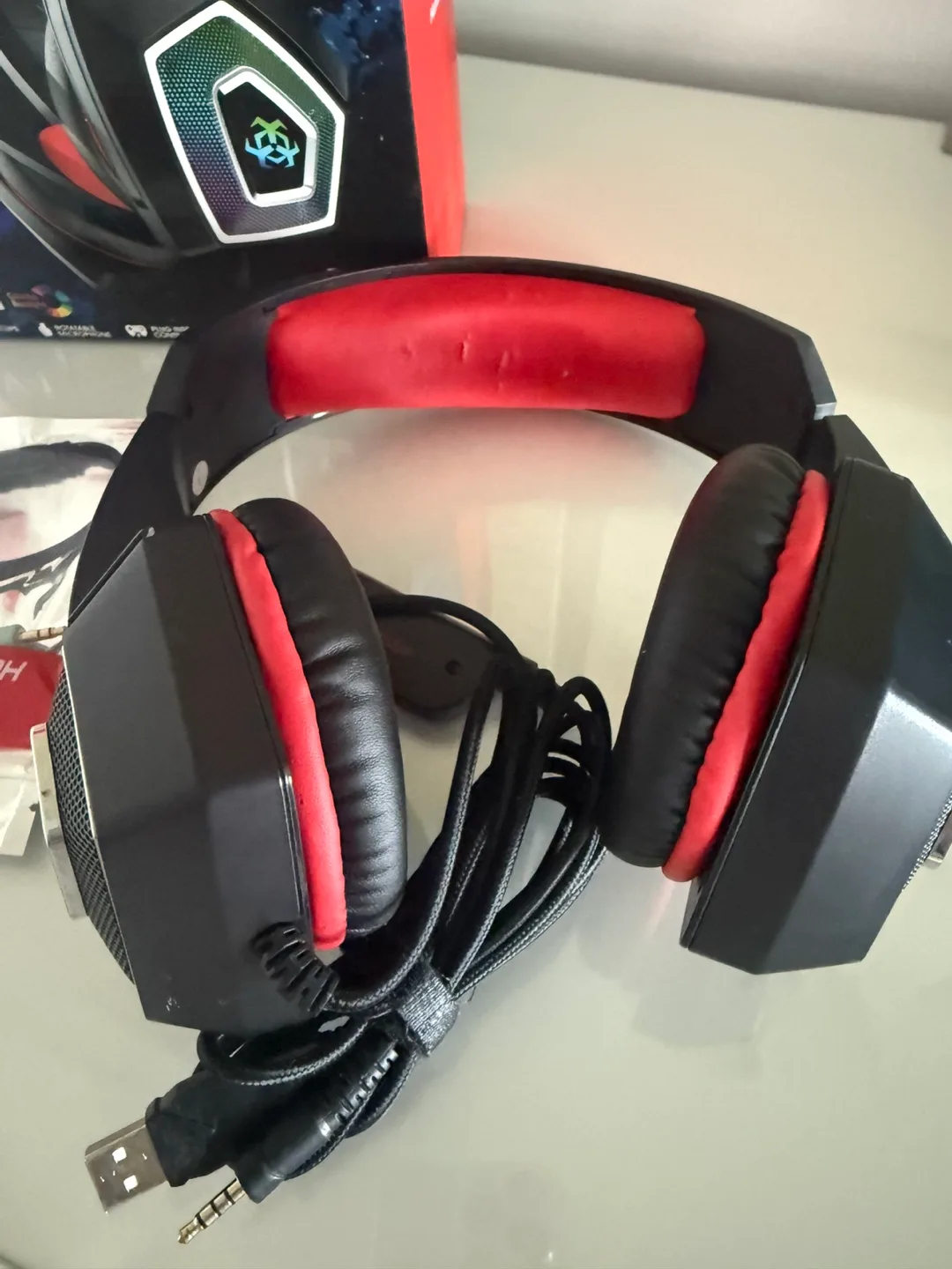 Hunterspider V-1 Gaming Headset - Black & Red image indicator(4)