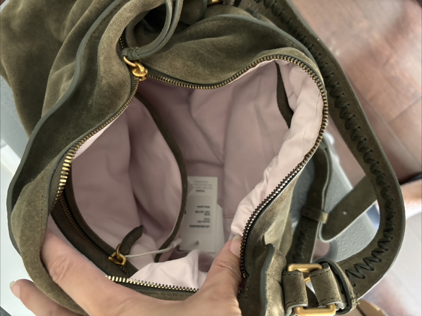 Les VISIONNAIRES Olive Green Suede Hobo Bag - photo 5