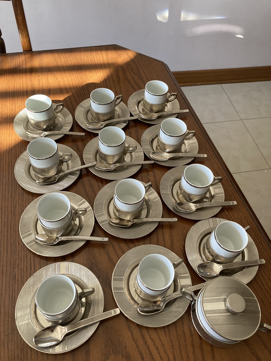 Vintage Silver & White Coffee Set - 12 Cups - photo 4