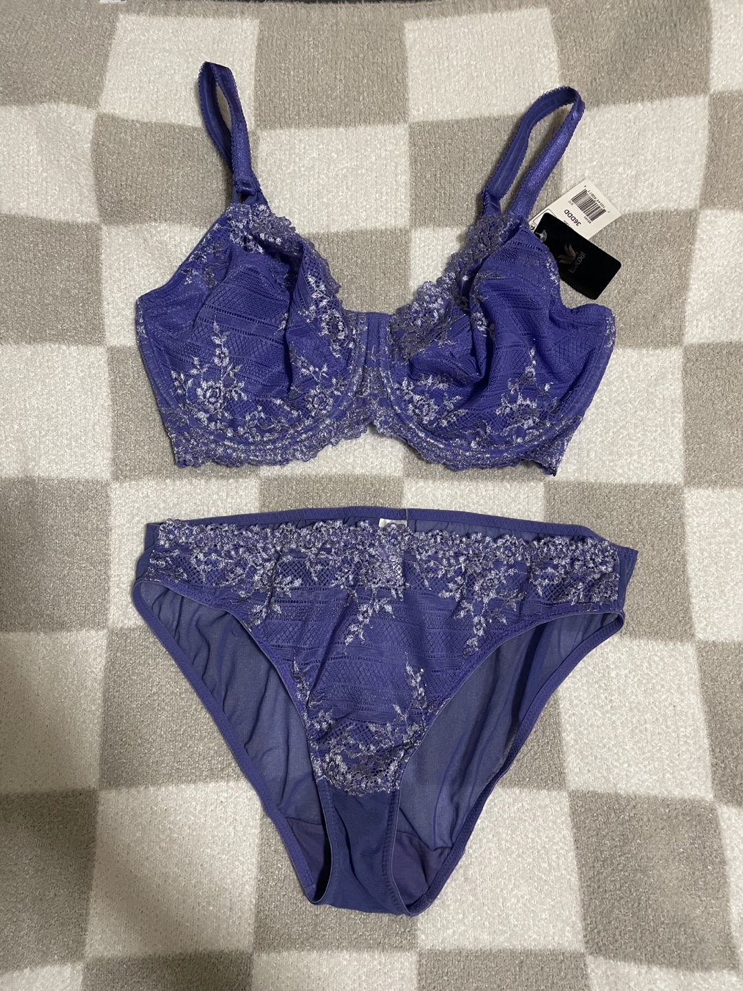 Wacoal Bra & Panty Set, Size 38DDD