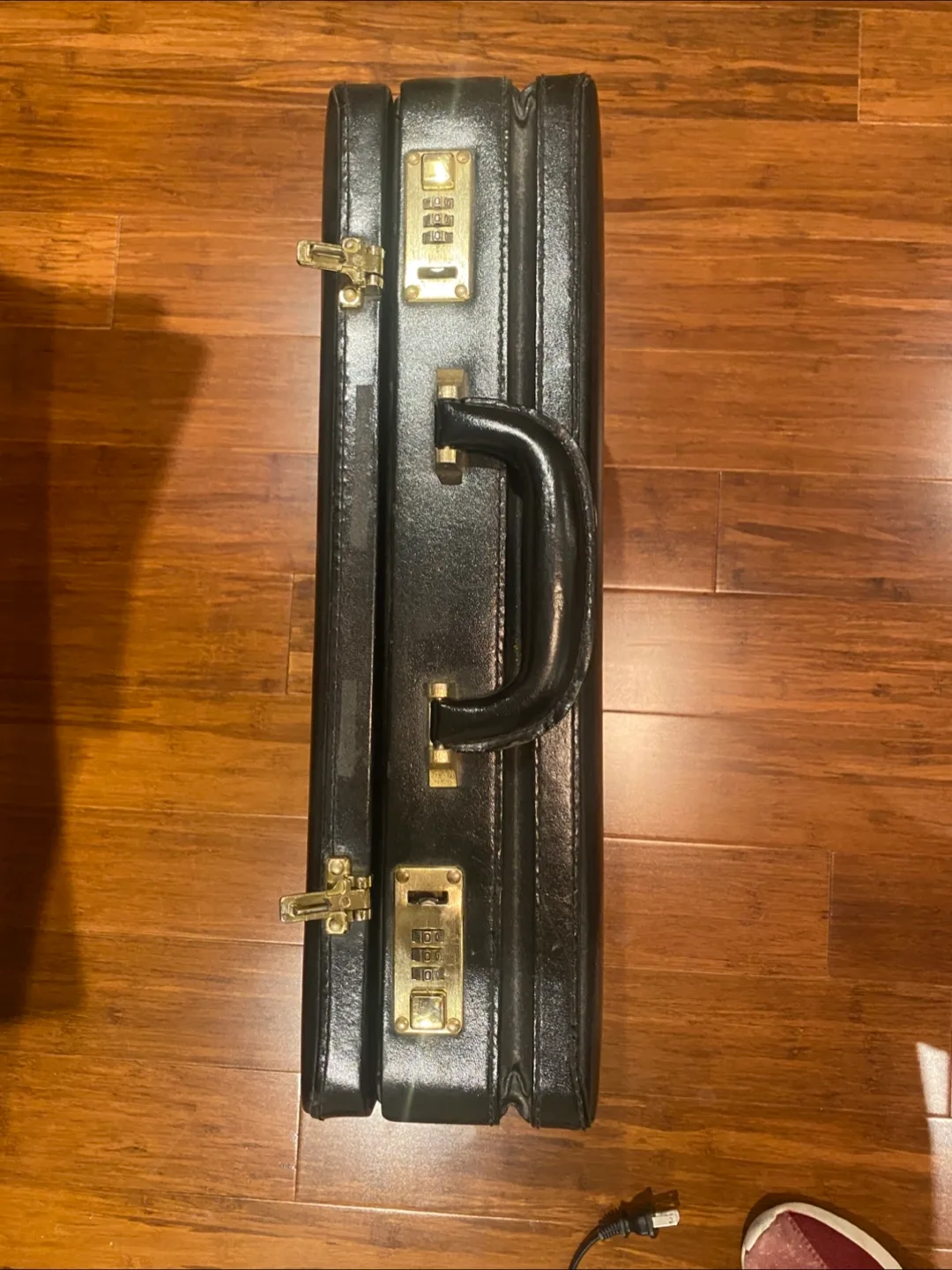 Leather Black Combo Briefcase image indicator(4)