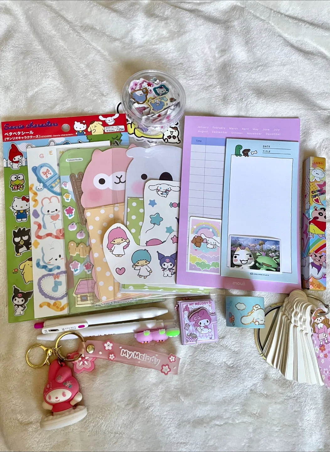🌸 Cute Sanrio + Stationery Lot 🌸 thumbnail