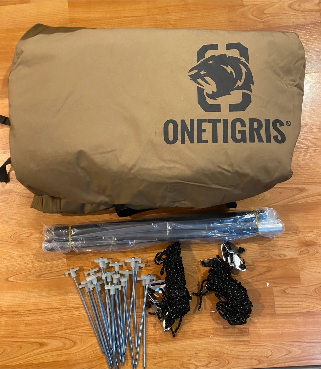 OneTigris Pyramis Camping Tent thumbnail