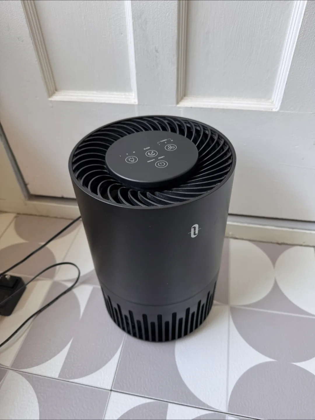 TaoTronics Air Purifier TT-AP001 - Black thumbnail