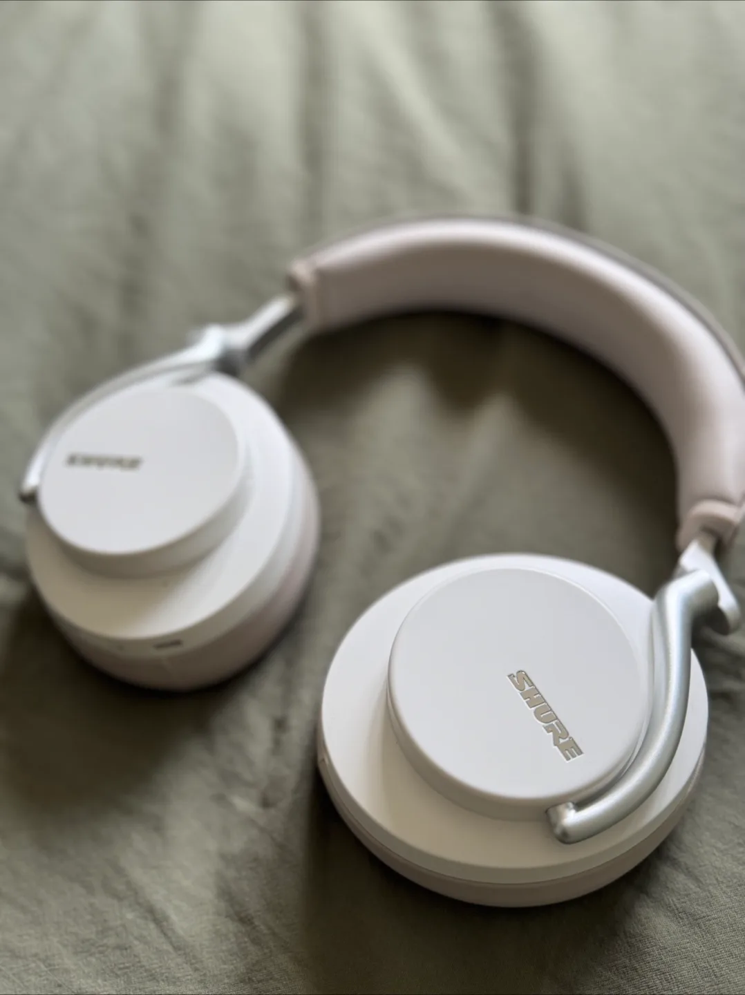 Shure Aonic 50 Wireless Headphones - White thumbnail