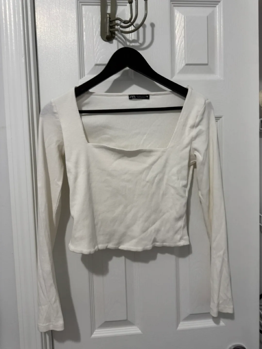 Zara White Long Sleeve Top - Size L thumbnail