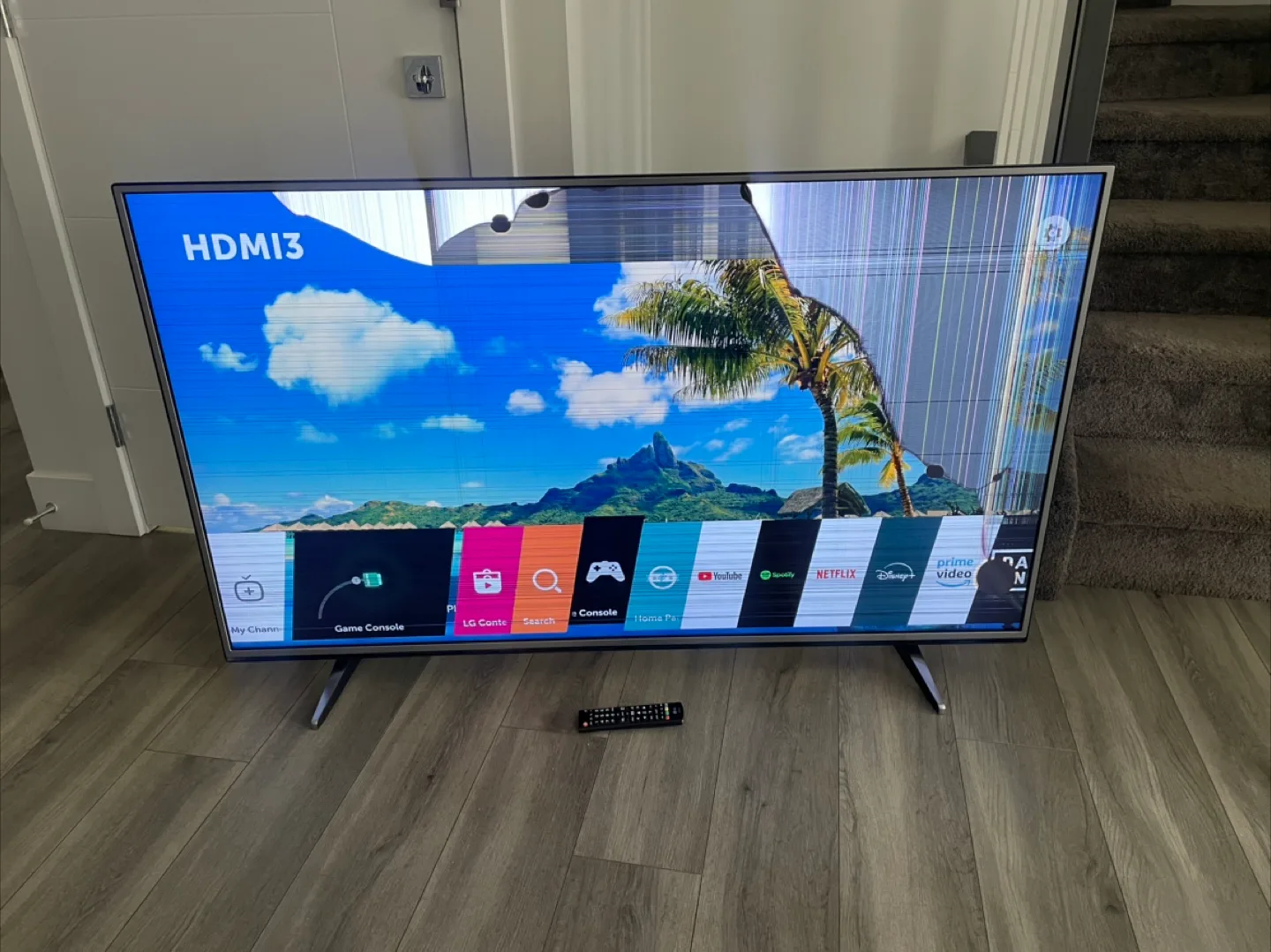 60"4K Smart TV - Damaged thumbnail