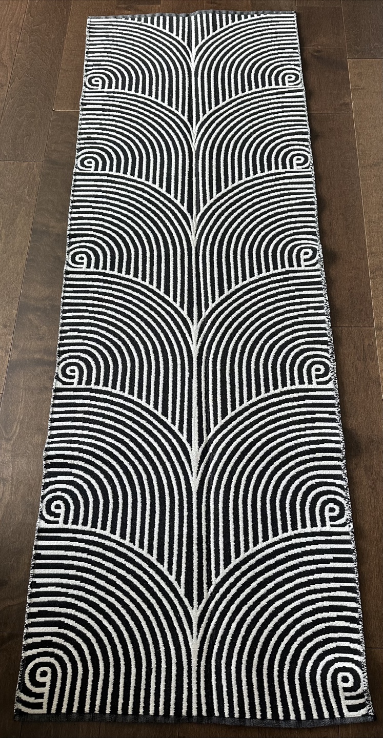 Black & White Runner Rug - photo 2