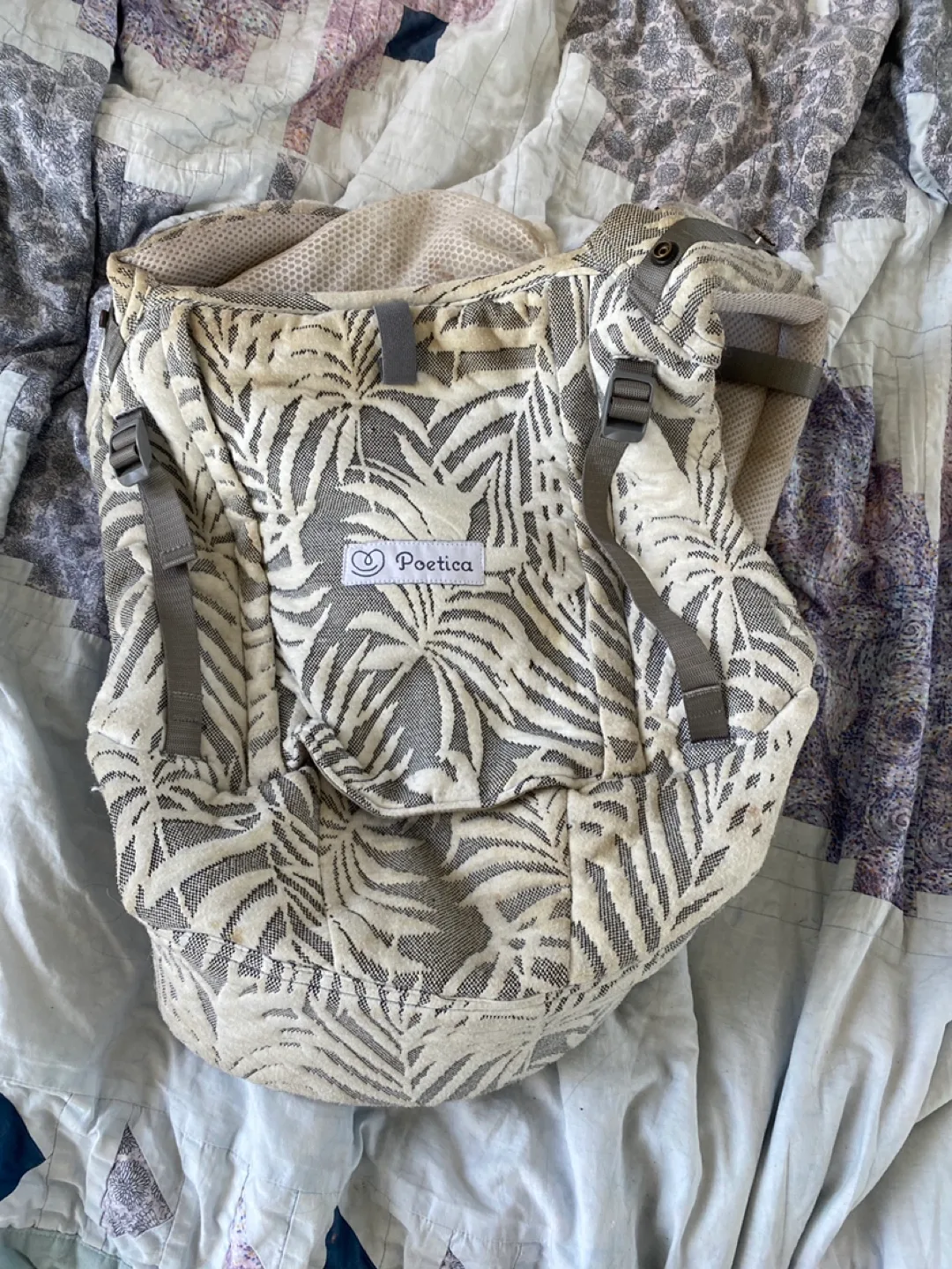 Love radius Baby Carrier “Physio Carrier” image indicator(2)