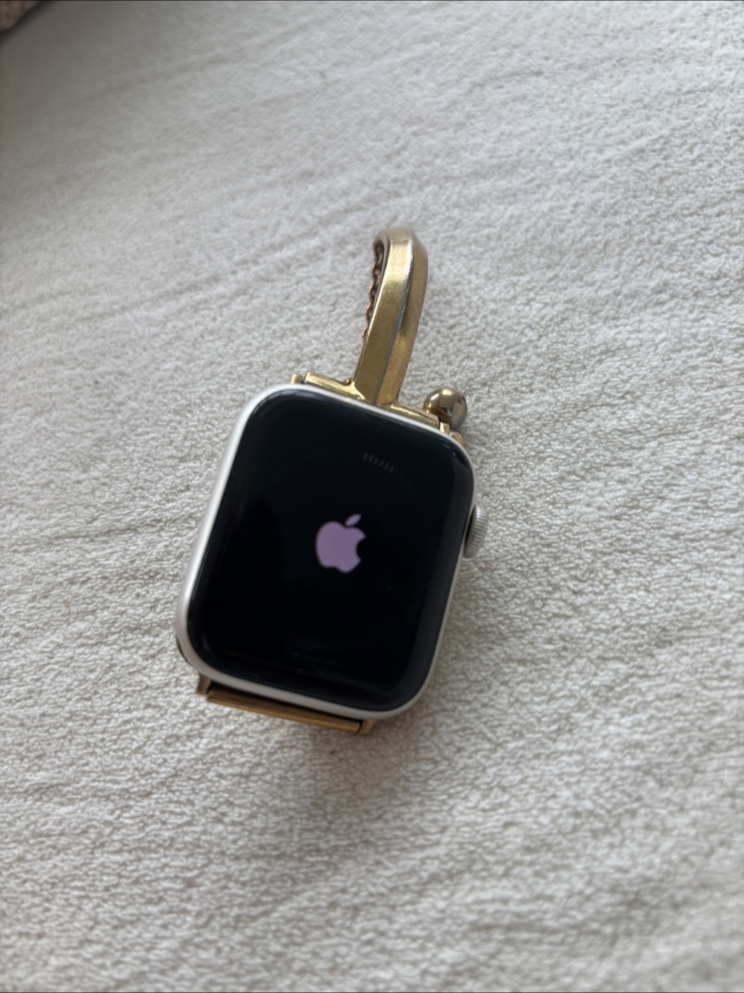 Apple Watch SE 2nd Gen 40mm GPS – Excellent