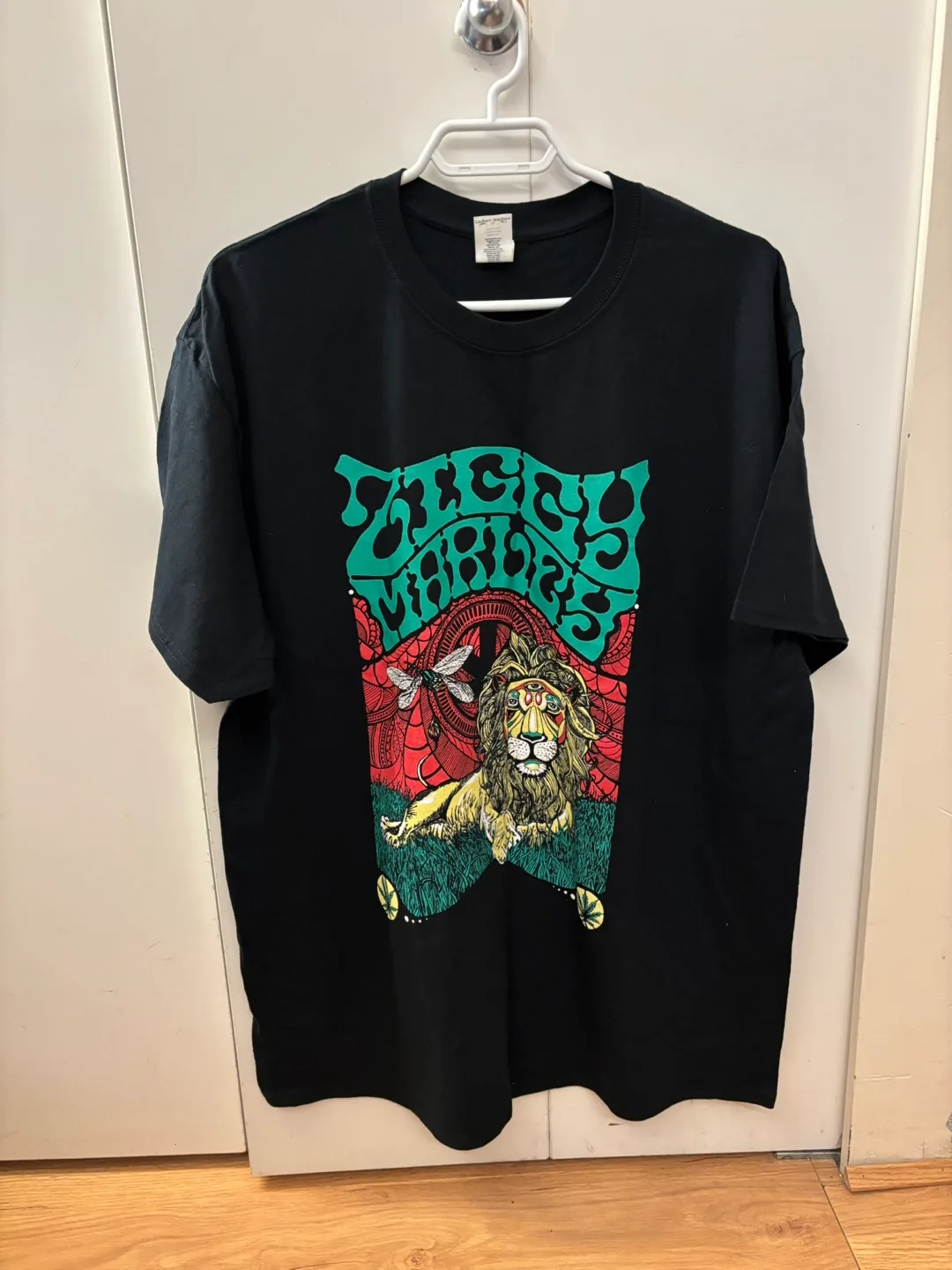 Gildan Black Graphic T-Shirt - XL thumbnail
