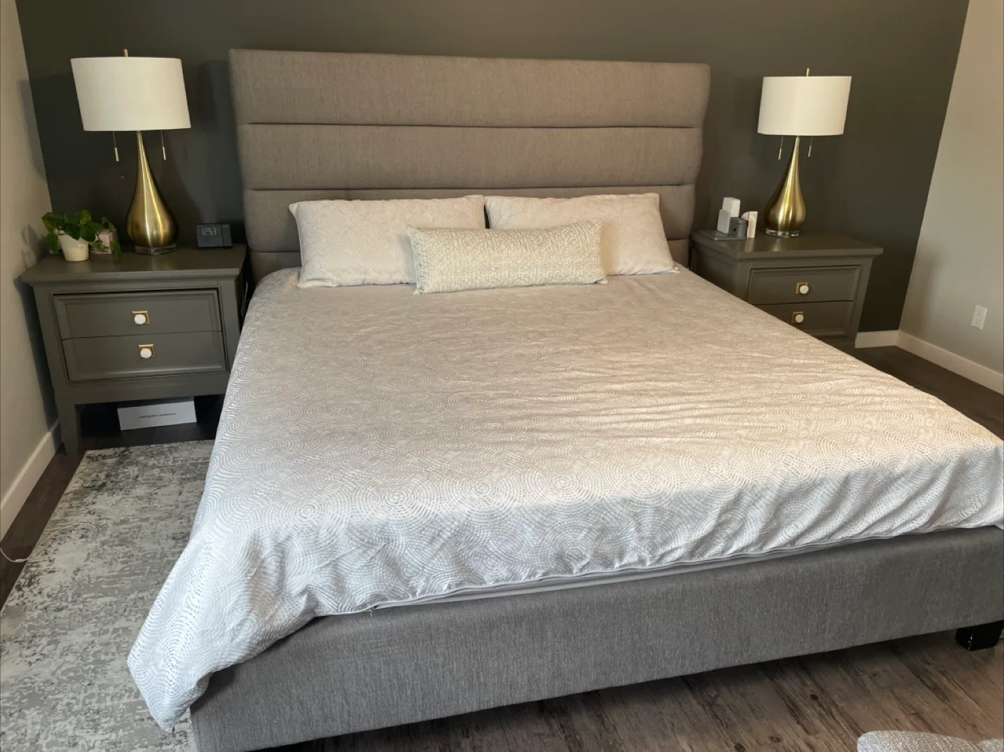 King size upholstered bed frame + boxspring thumbnail