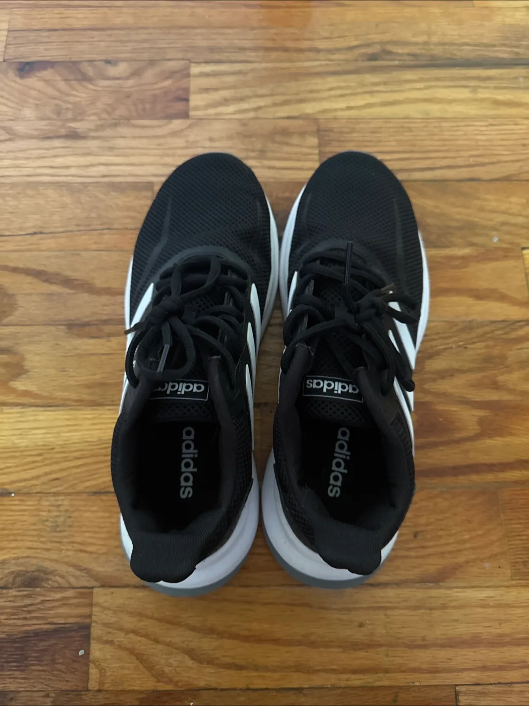 Brandnew Adidas Black Sneakers W7.5 thumbnail