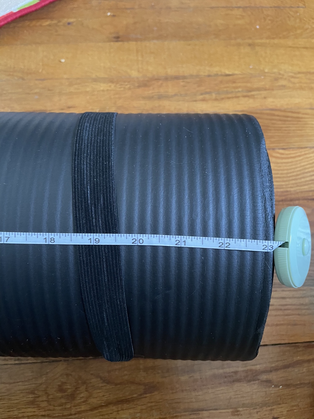 Move-Out Sale Black Yoga Mat / Exercise Mat - photo 3