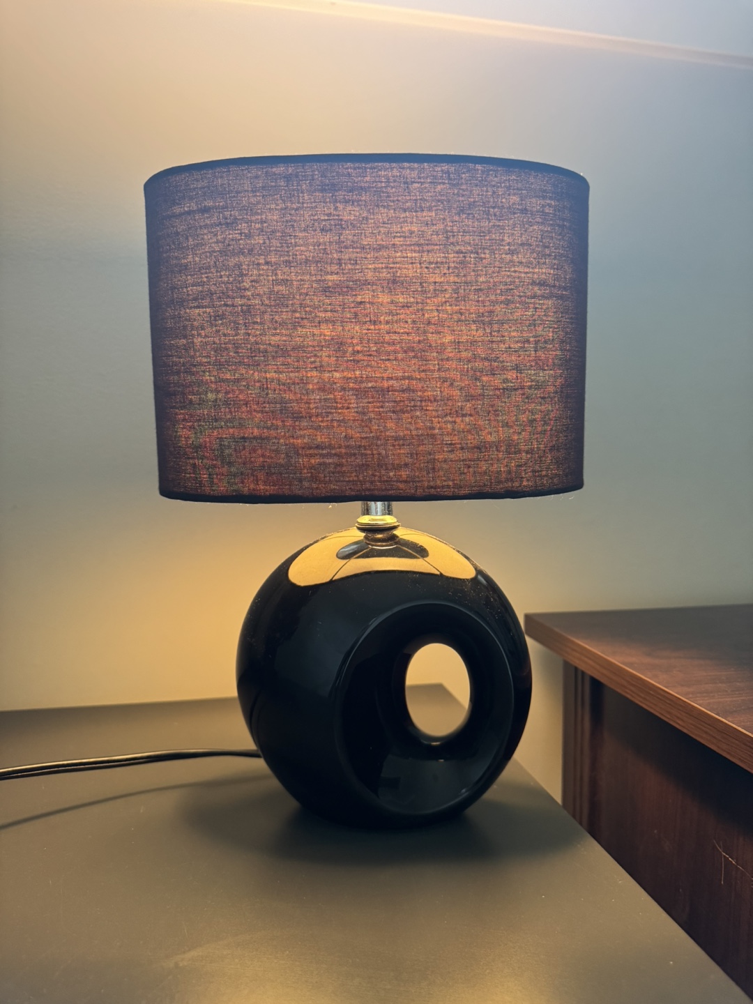 Black Globe Table Lamp