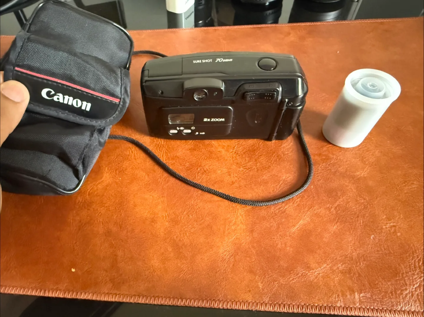 Canon Sure Shot 70 Zoom Camera thumbnail