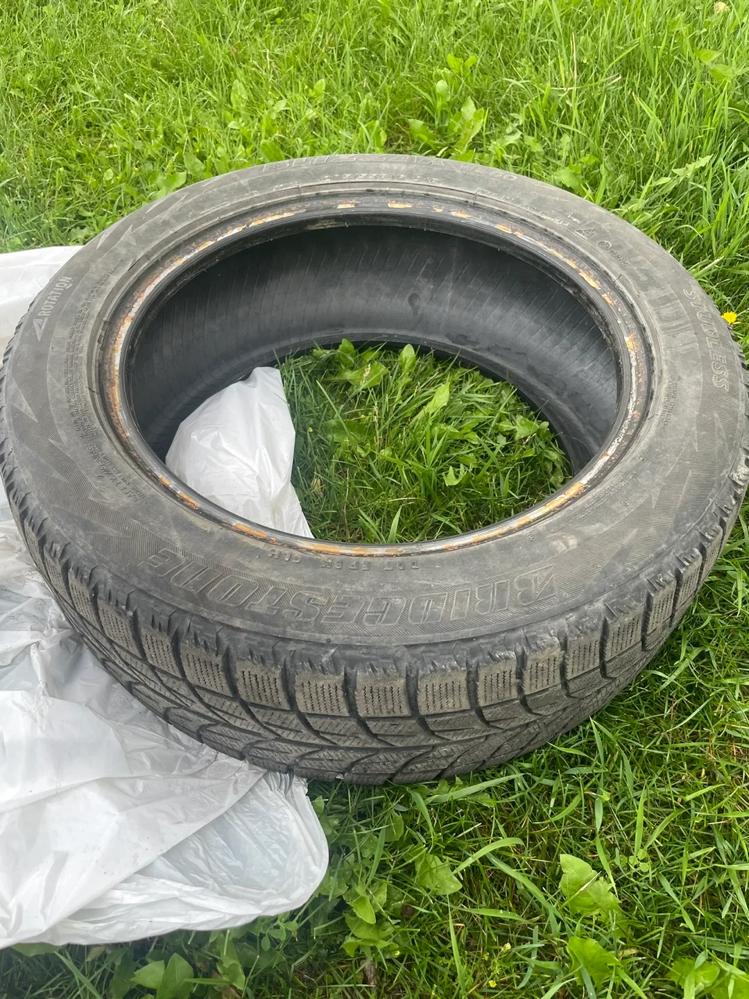 4 Bridgestone Blizzak Winter Tire 205/55R16 thumbnail