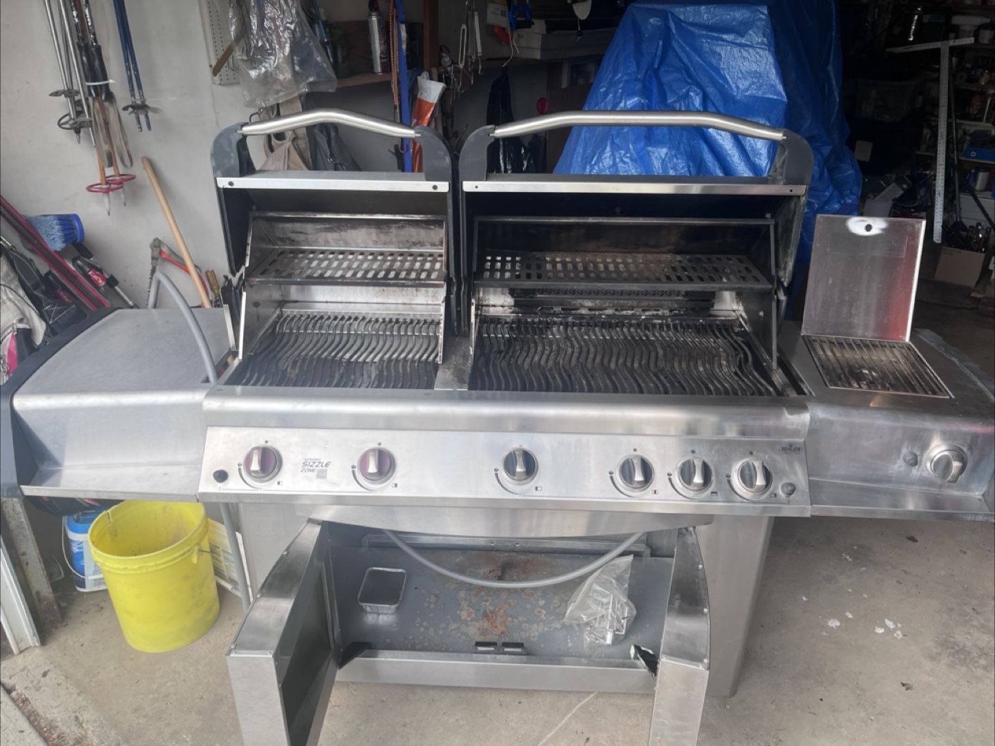 Napoleon BBQ Grill - photo 3