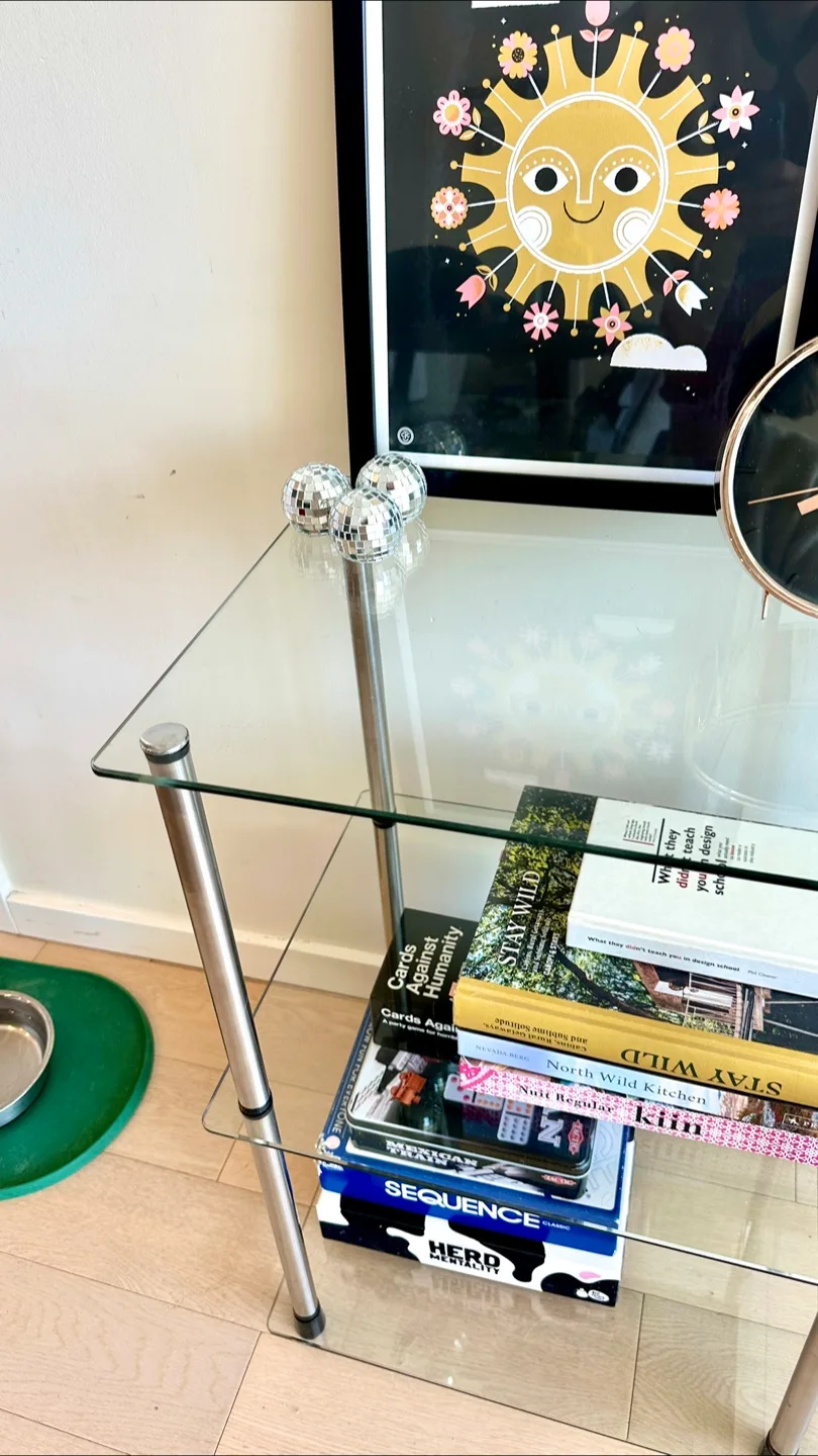 Vintage post modern chrome and glass shelf image indicator(2)