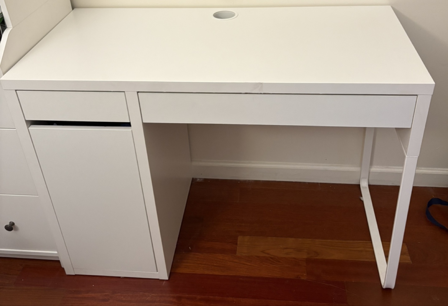IKEA Micke White Desk