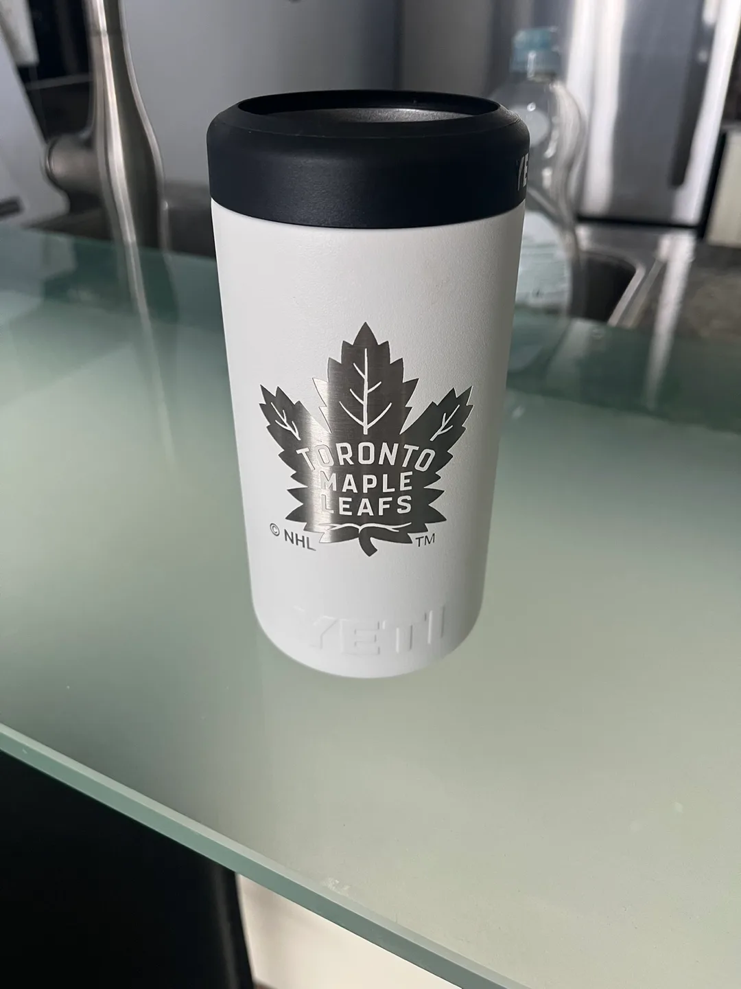 YETI Toronto Maple Leafs Rambler Tall Can Colster thumbnail