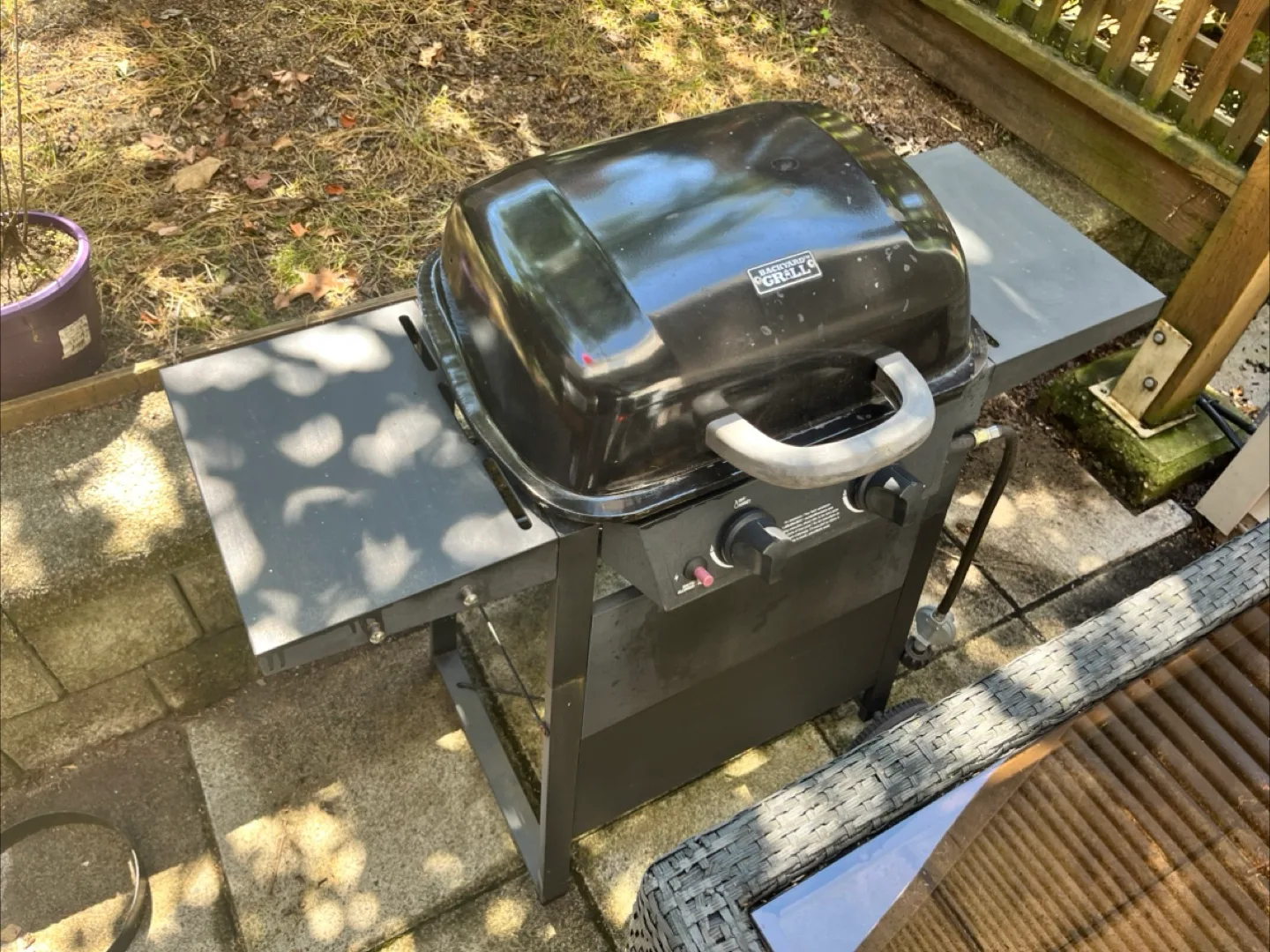 Portable Propane Grill 🍁🇨🇦 thumbnail
