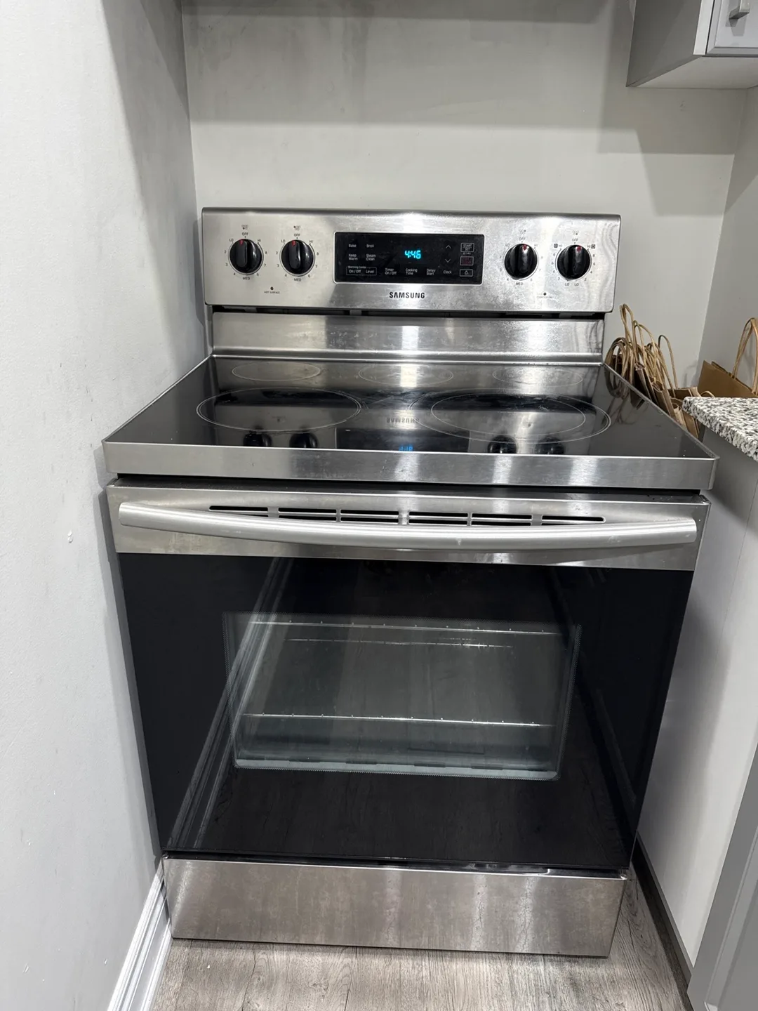 Samsung Electric Range thumbnail