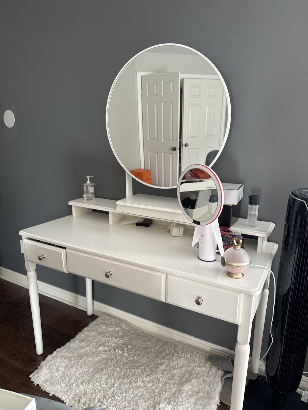 White Vanity Desk with Round Mirror