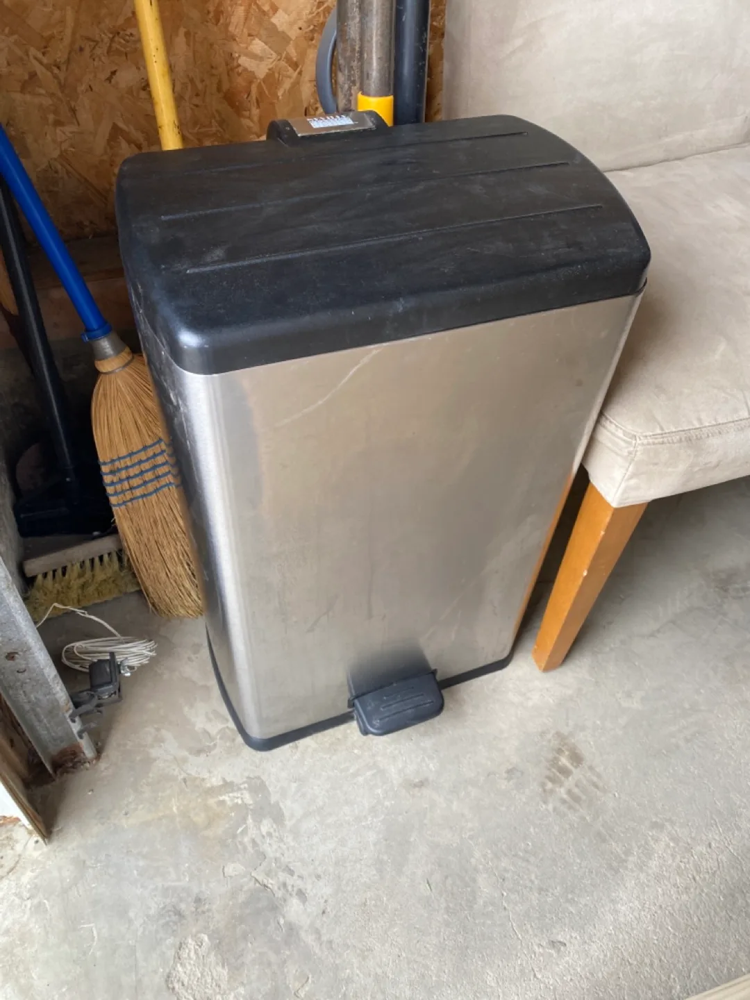 Stainless Steel Step Trash Can thumbnail
