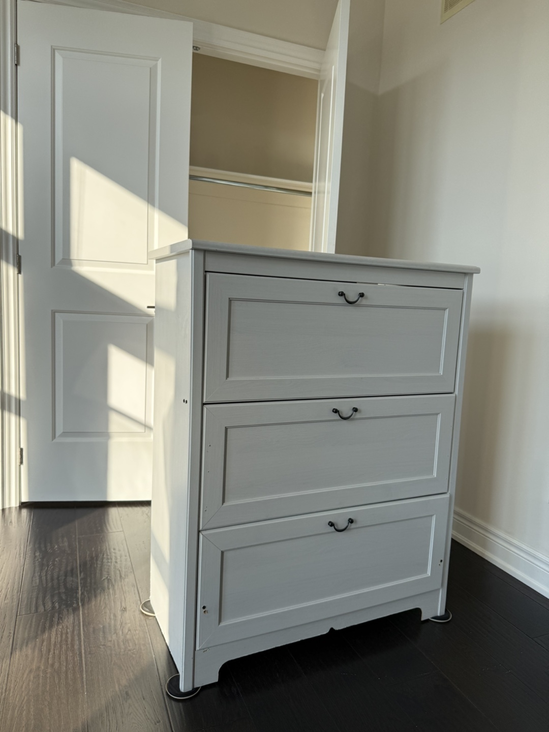 White chest - $80 - photo 3