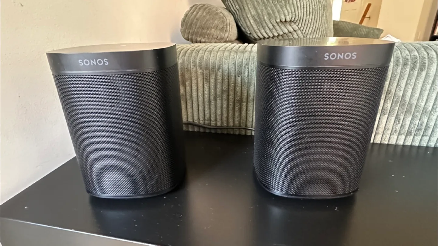 Sonos One (Gen 2) Black Speakers - Pair thumbnail
