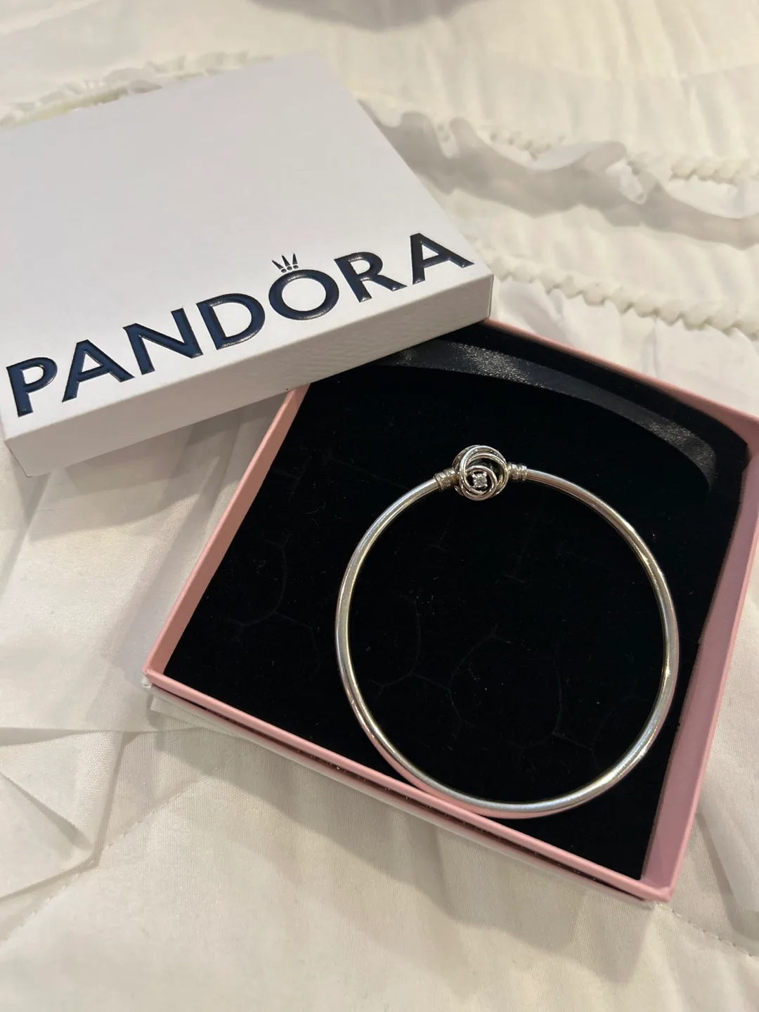 Pandora Bangle Bracelet with Rose Clasp thumbnail