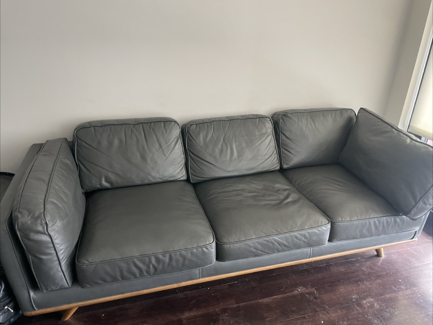Leather sofa 90” -Great condition! - photo 2