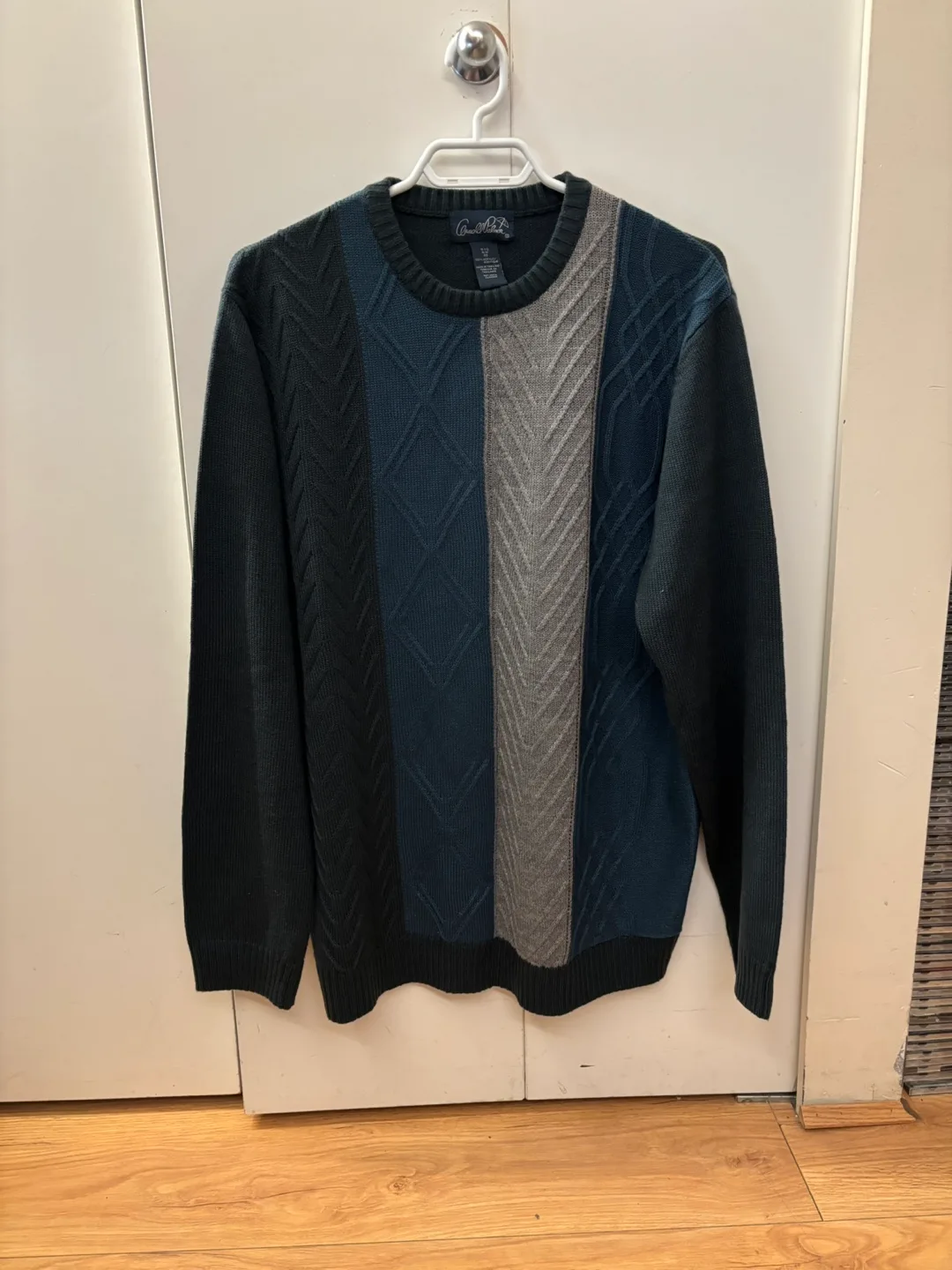 Arno Walter Sweater - Size L thumbnail
