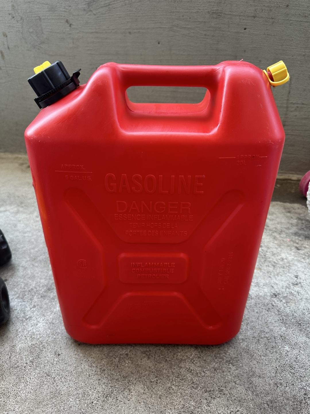 Red Gasoline Can 20L/5.3 Gal - photo 4
