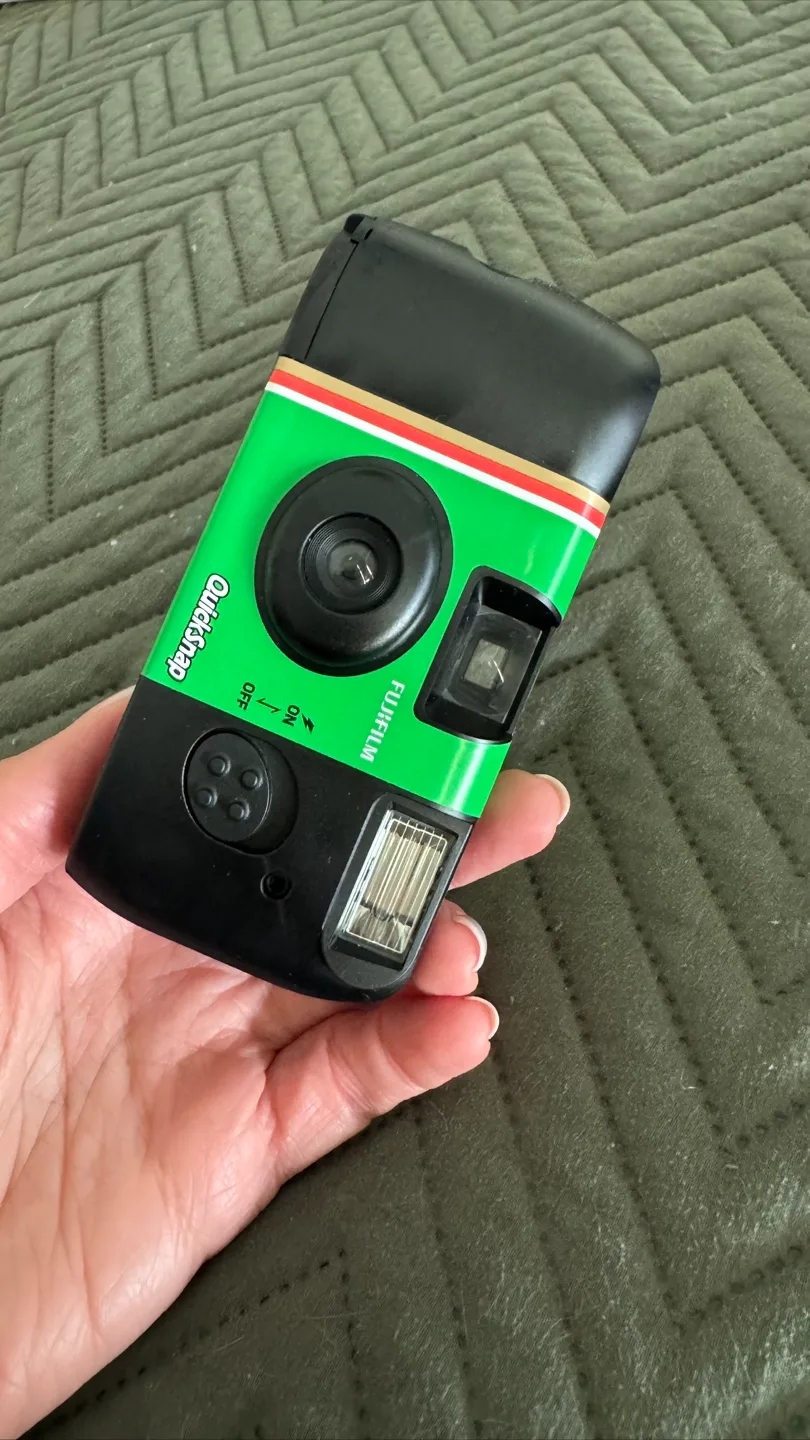 Fujifilm QuickSnap One-Time Use Camera thumbnail