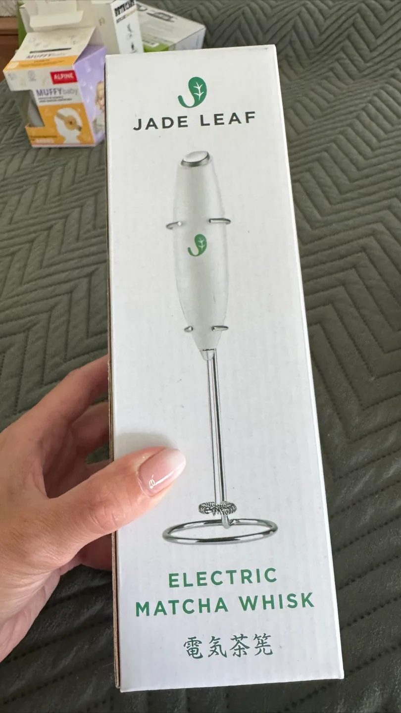 Jade Leaf Electric Matcha Whisk thumbnail