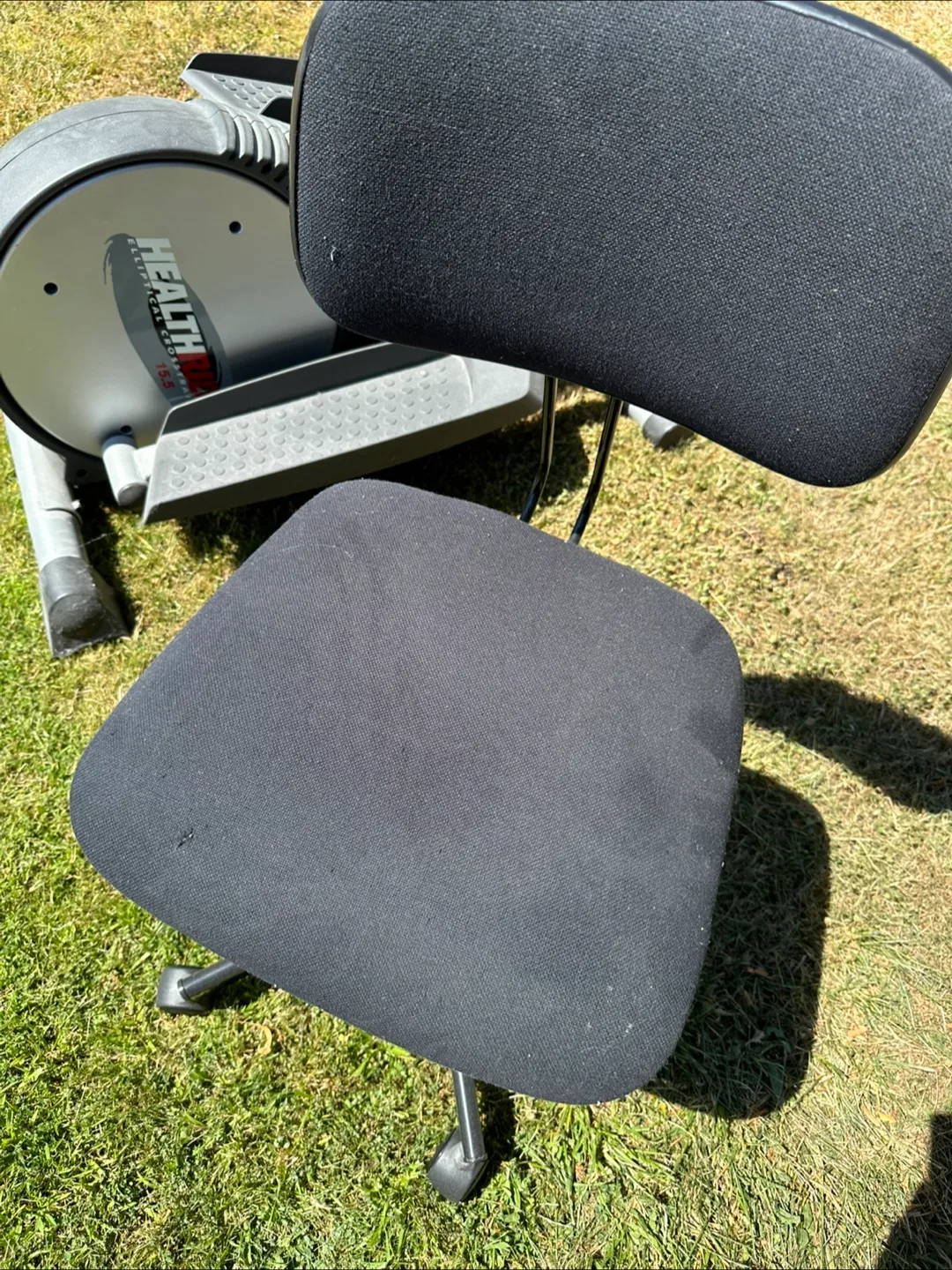 FREE‼️Black Office Chair thumbnail