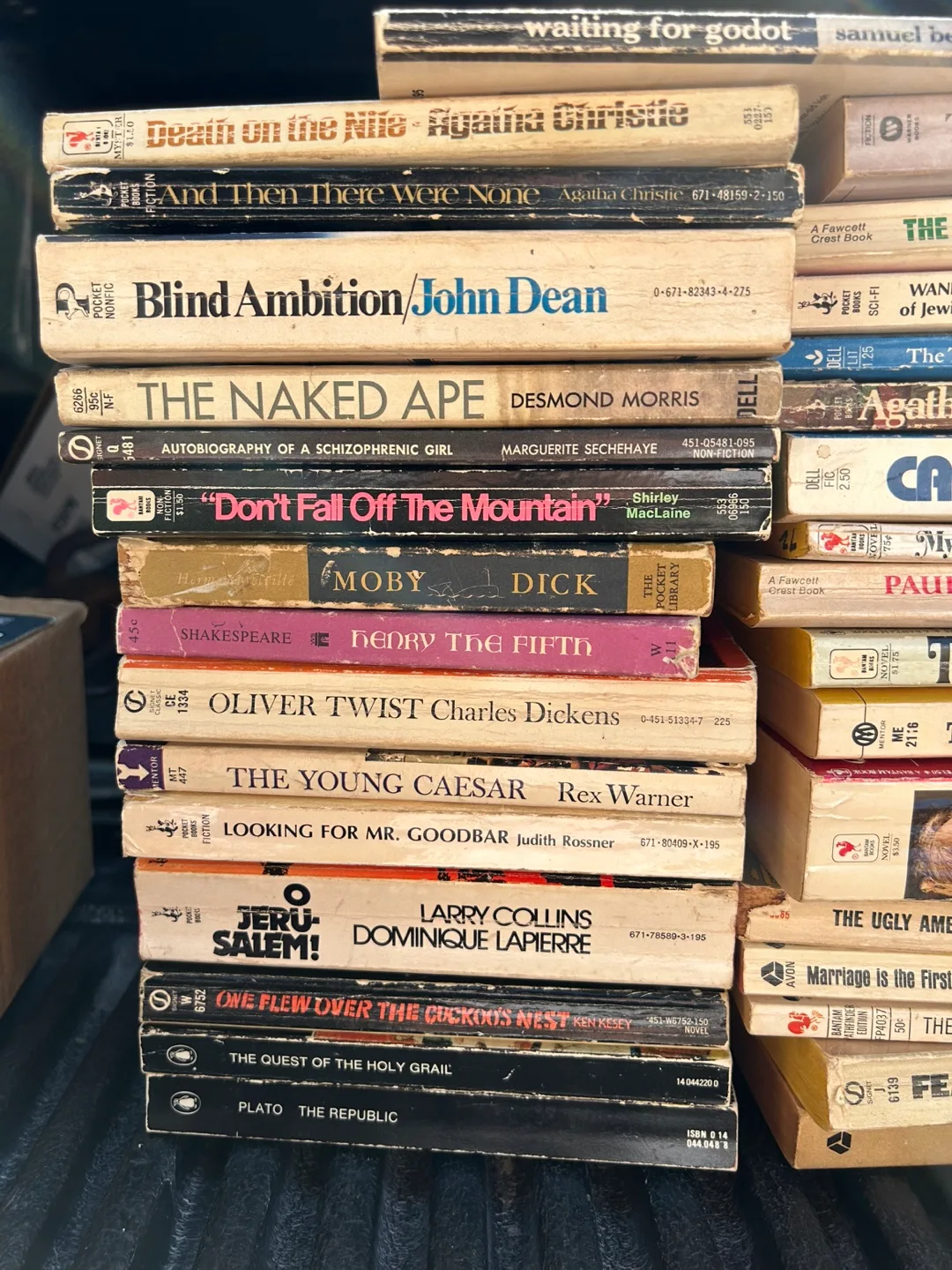 Vintage paperback classic lot image indicator(2)