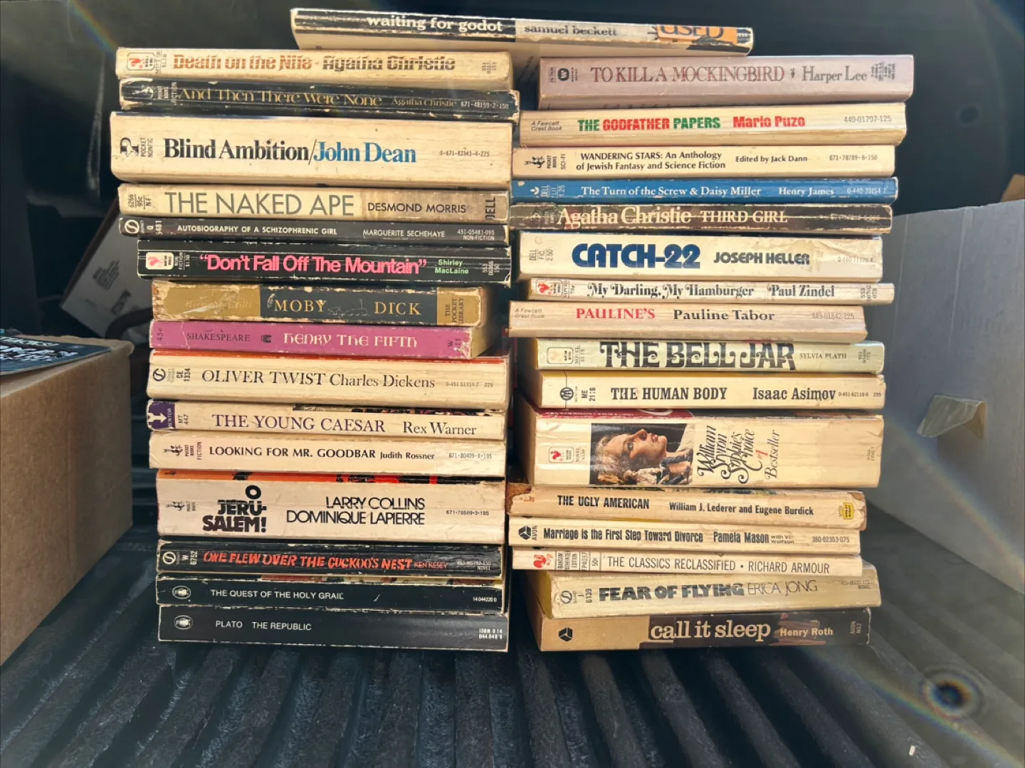 Vintage paperback classic lot image indicator(4)